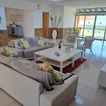 Villa Paradise *